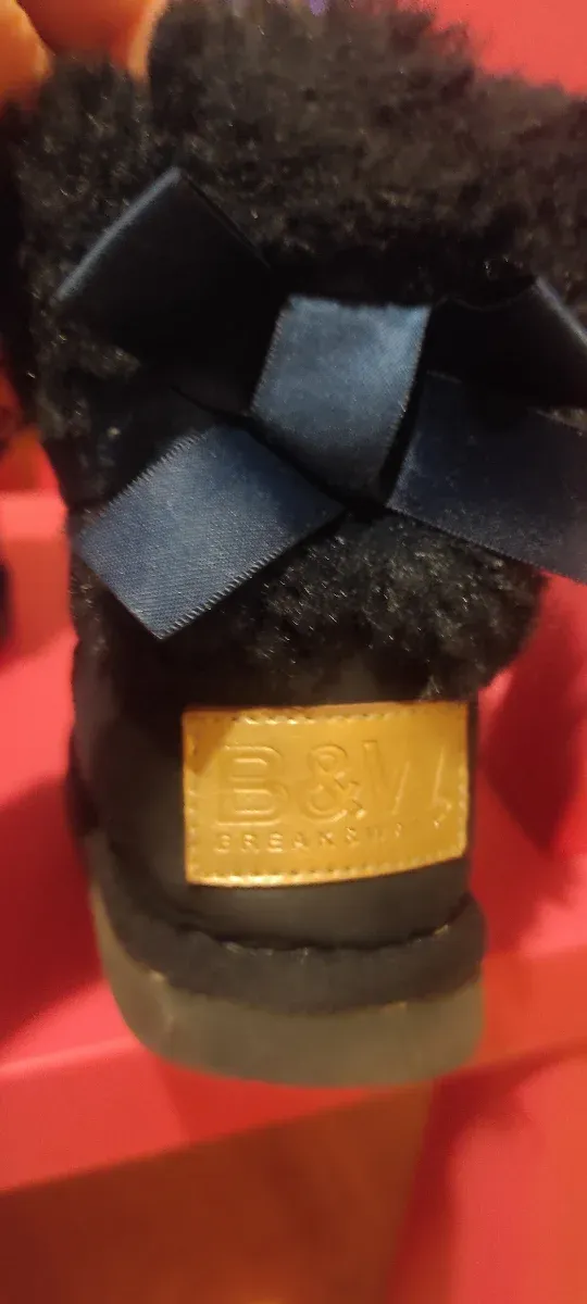 Botas niña negras lazo y pelo