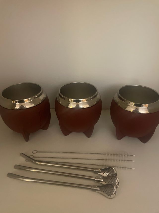 Set 3 Vasos Mate con cucharillas y escobillas