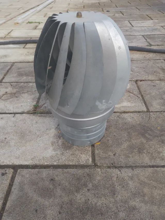 Estrattore di fumo metallico per camino da 150 mm