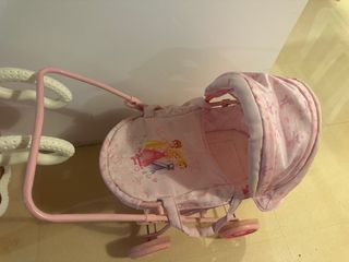Cochecitos para muñecas rosas