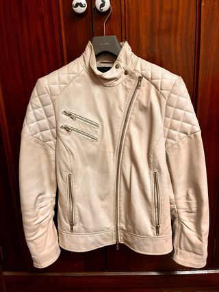 Cazadora de cuero beige