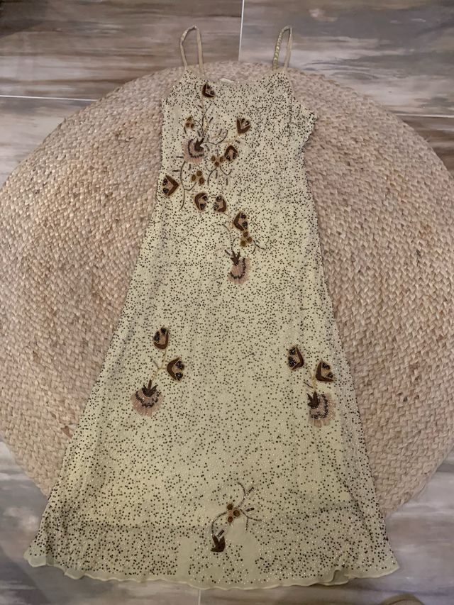 Vestido largo lentejuelas beige y oro