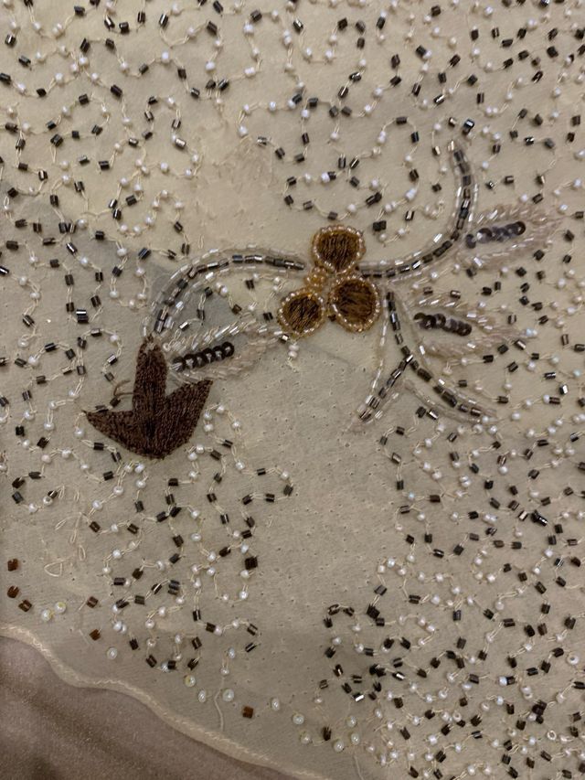 Vestido largo lentejuelas beige y oro