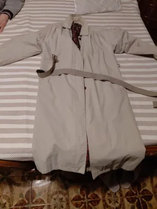 Gabardina mujer beige