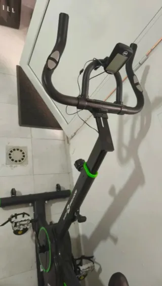 Bicicleta Spinning Bodytone DS08