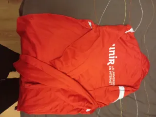 Sudadera Macron UD Logroñés cremallera roja