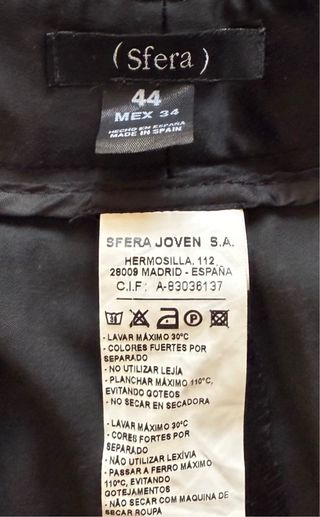 Pantalones elegantes negros de Sfera