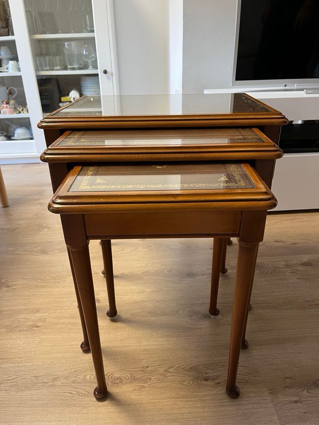 Tavoli Nido Vintage in Noce Massello