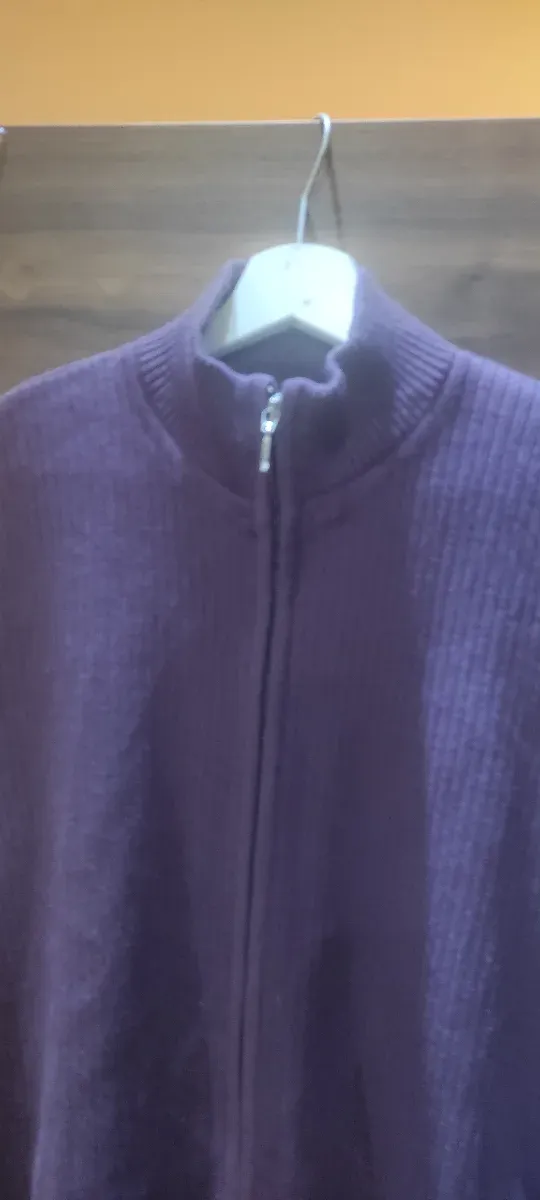 Chaqueta lila cremallera y bolsillos talla 44-42