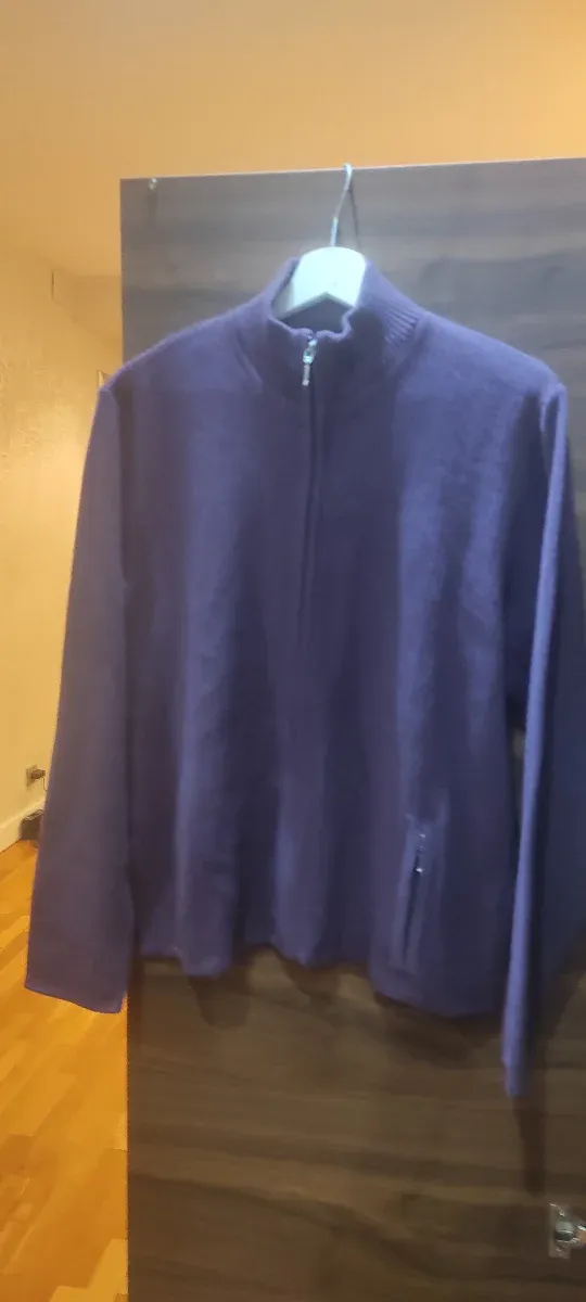 Chaqueta lila cremallera y bolsillos talla 44-42