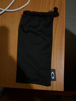 Sacchetto porta occhiali Oakley nero