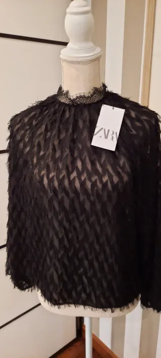 Blusa Zara Negra