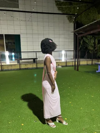 Vestido rosa. Puesto una vez solo.