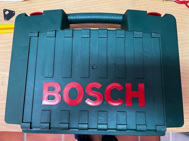 Sierra de calar BOSCH PST 680 E