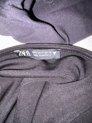 Vestido corto Zara negro satinado