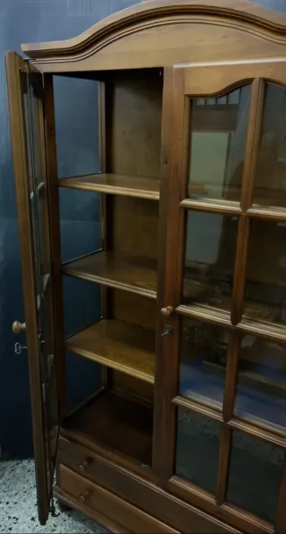 ARMADIO VETRINETTA