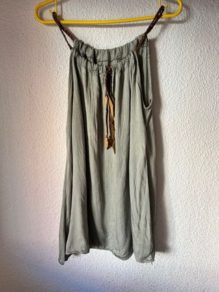 Blusa tirantes verde con cordón