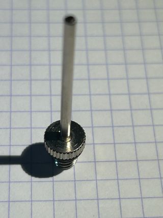 Aghi per gonfiare palloni da calcio e pallacanestro