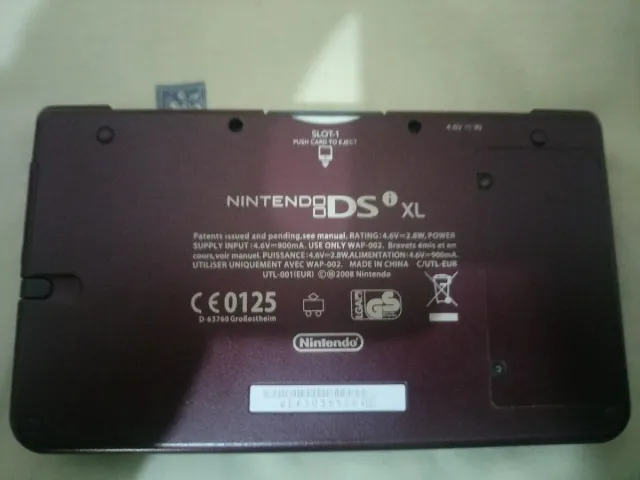 Nintendo DSi XL + Lego Star Wars II + Funda