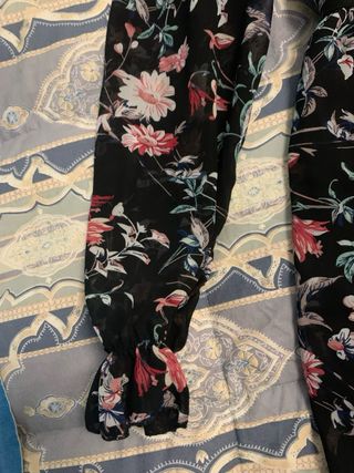 abito a fiori manica lunga