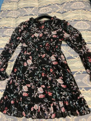 abito a fiori manica lunga