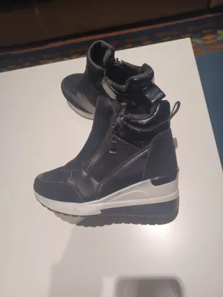 Botines negros talla 36