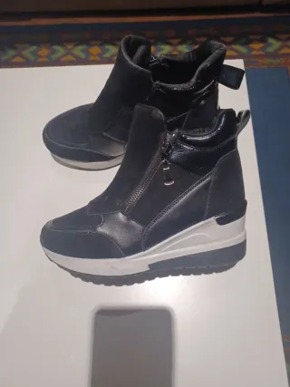 Botines negros talla 36