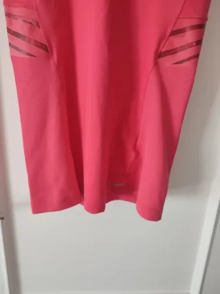 Camiseta de deporte rosa talla L