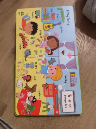 Libro infantil inglés. Very First Words at Home