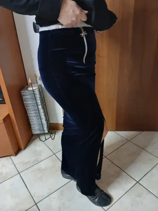 Gonna lunga in velluto blu