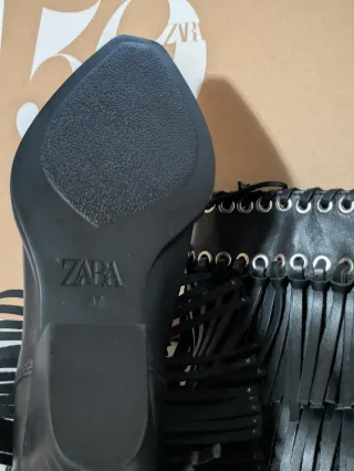 Botines Zara Cuero Flecos Talla 37