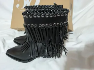 Botines Zara Cuero Flecos Talla 37