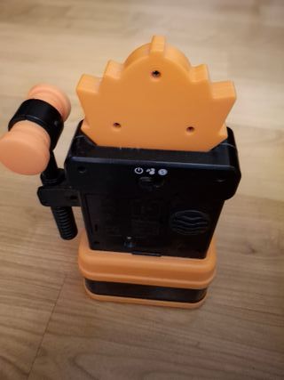 Juguete Zombie War con Martillo