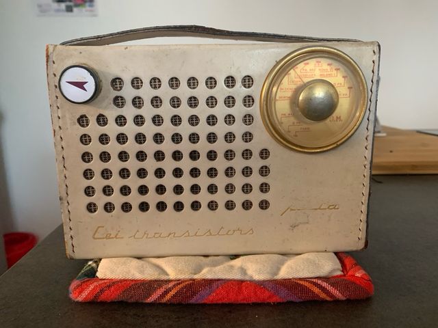 Radio Transistor Spica Vintage Beige Oro