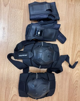 Patines rollers, talla 43, mas protecciones