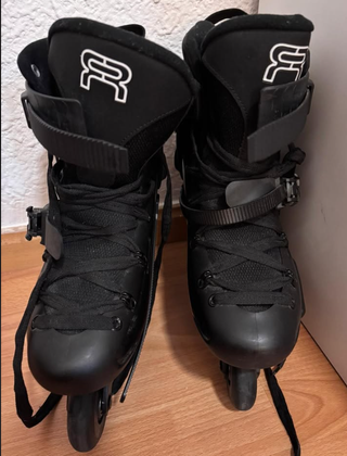 Patines rollers, talla 43, mas protecciones