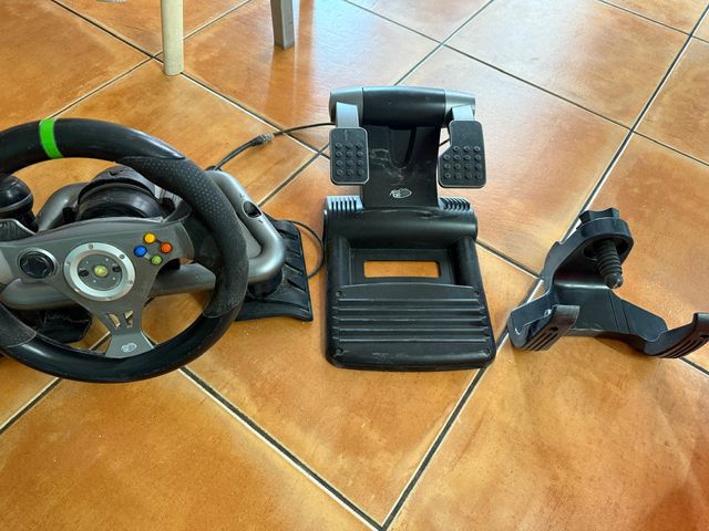 Volante Xbox 360 con Pedali