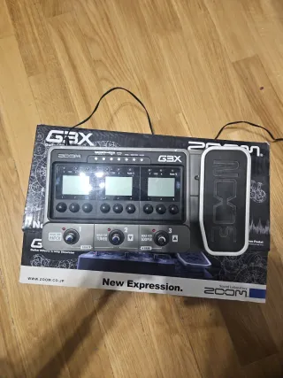 Zoom G3X Pedal Multiefectos Guitarra