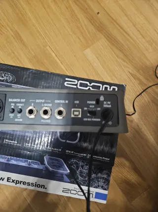 Zoom G3X Pedal Multiefectos Guitarra
