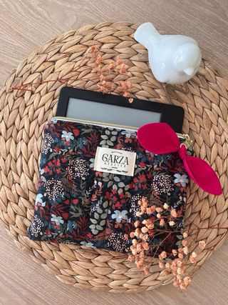 Funda e-book artesanal y a medida