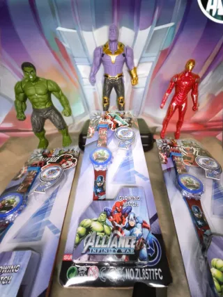Pack reloj niños Avengers + figura 17cm✅