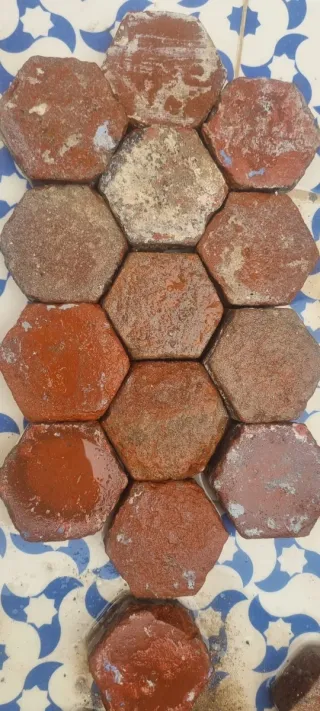 Azulejos baldosas de barro hexagonales de epoca