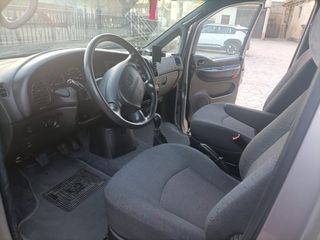 Hyundai H-1 64.000kms.