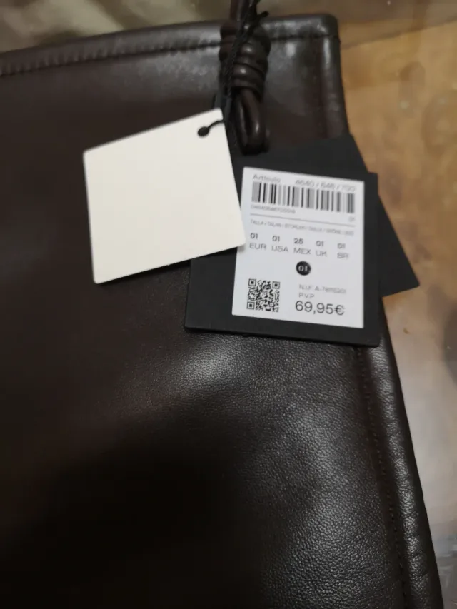 Bolso de piel marrón