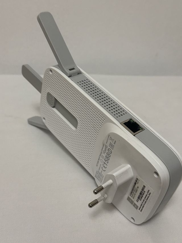 Extensor Wi-Fi TP-Link AC1200 RE355