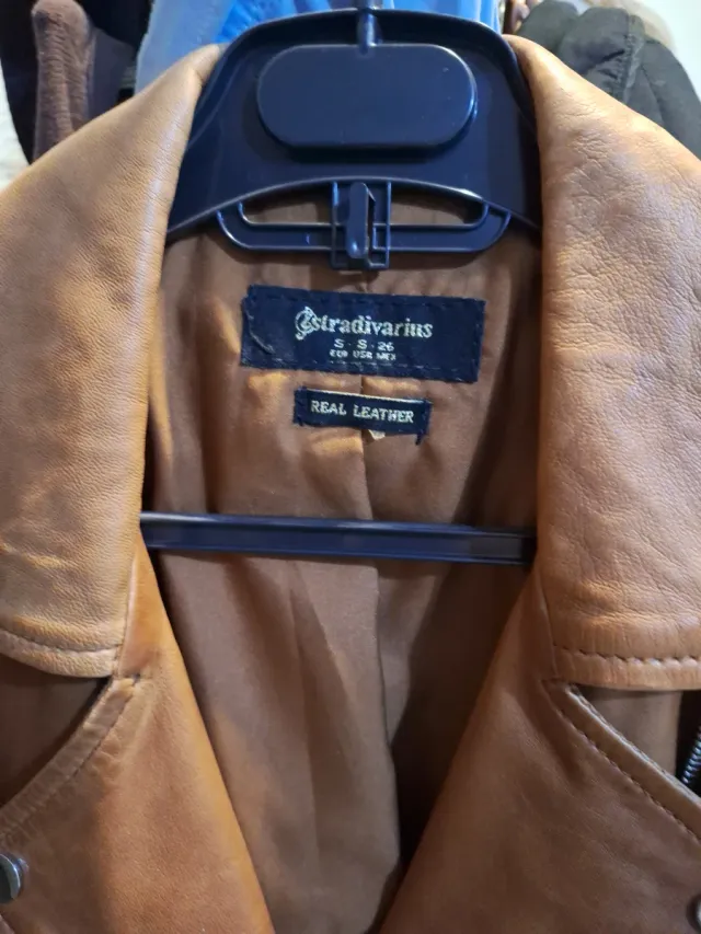 Chaqueta de piel para mujer.