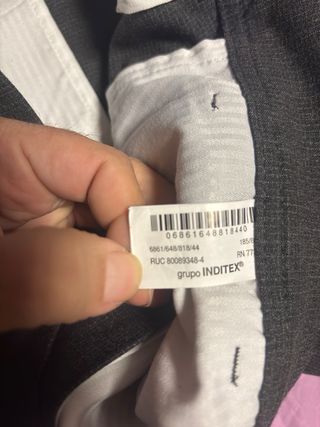 Pantalón de vestir gris oscuro