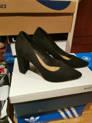 Zapatos de tacón ancho negros talla 36