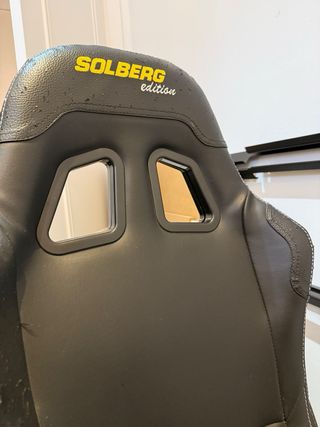 Asiento Playseat + Volante Thrustmaster 599XX EVO