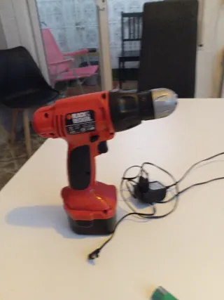 Taladro black &decker